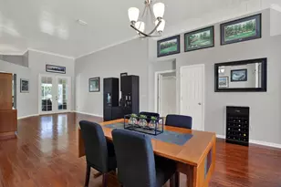 9042 Breland Dr, Tampa, FL 33626 - Photo 9