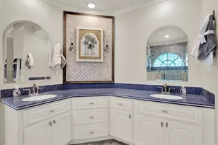 9042 Breland Dr, Tampa, FL 33626 - Photo 29