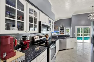9042 Breland Dr, Tampa, FL 33626 - Photo 17