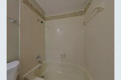 [Address not provided], Tampa, FL 33613 - Photo 13