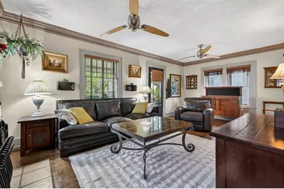 652 8th Avenue N, Saint Petersburg, FL 33701 - Photo 5