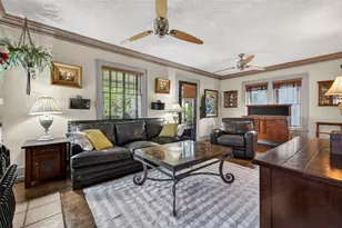 652 8th Ave N, Saint Petersburg, FL 33701 - Photo 5