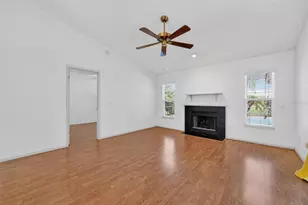 7632 Lakeside Woods Dr, Orlando, FL 32810 - Photo 9