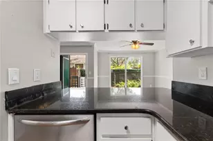 606 S Albany Ave, Tampa, FL 33606 - Photo 11