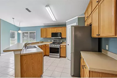 7723 Bristol Park Drive, Apollo Beach, FL 33572 - Photo 13