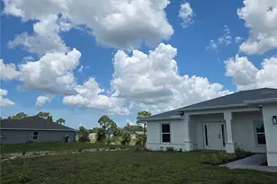 211 NE 31st St, Cape Coral, FL 33909 - Photo 47