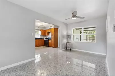 8017 Cardinal Drive, Tampa, FL 33617 - Photo 9