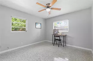 8017 Cardinal Dr, Tampa, FL 33617 - Photo 17
