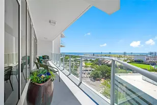 175 1st St S, Saint Petersburg, FL 33701 - Photo 1
