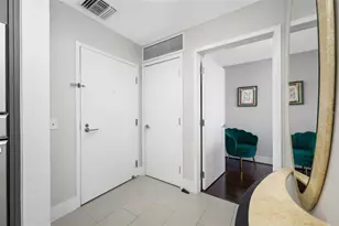 175 1st St S, Saint Petersburg, FL 33701 - Photo 11