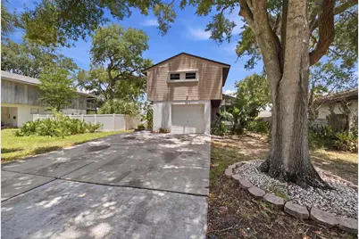 111 69th Avenue N, Saint Petersburg, FL 33702 - Photo 3