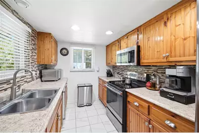 111 69th Avenue N, Saint Petersburg, FL 33702 - Photo 21