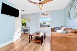 826 11th Ave S, Saint Petersburg, FL 33701 - Photo 9