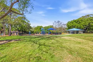 1128 Tarridon Ct, Dunedin, FL 34698 - Photo 37