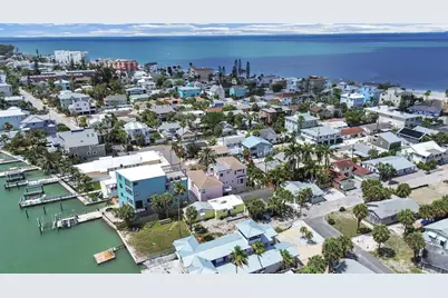 130 90th Avenue, Treasure Island, FL 33706 - Photo 3