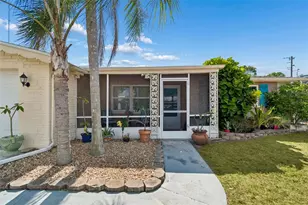 1853 Dartmouth Dr, Holiday, FL 34691 - Photo 9