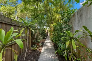 135 Aranda St NE, Saint Petersburg, FL 33704 - Photo 23
