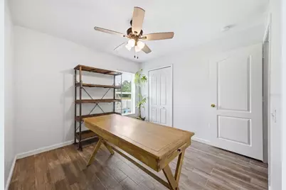 25114 Lexington Oaks Boulevard, Wesley Chapel, FL 33544 - Photo 19