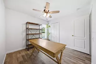 25114 Lexington Oaks Blvd, Wesley Chapel, FL 33544 - Photo 19