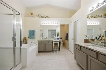 25114 Lexington Oaks Boulevard, Wesley Chapel, FL 33544 - Photo 33