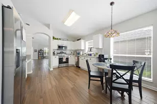 25114 Lexington Oaks Blvd, Wesley Chapel, FL 33544 - Photo 17