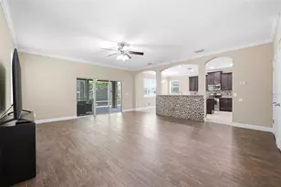7411 S Fitzgerald St, Tampa, FL 33616 - Photo 9