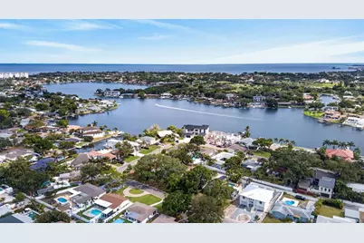 874 Placido Way NE, Saint Petersburg, FL 33704 - Photo 57
