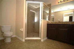 11406 Marbella Terrace St, Tampa, FL 33637 - Photo 17
