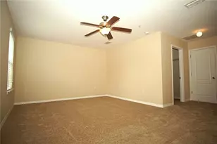 11406 Marbella Terrace St, Tampa, FL 33637 - Photo 13