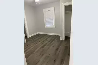 1727 45th Street S #B, Saint Petersburg, FL 33711 - Photo 9