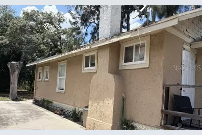 1727 45th Street S #B, Saint Petersburg, FL 33711 - Photo 3