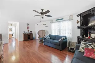 12452 Eddington Rd, Spring Hill, FL 34609 - Photo 15