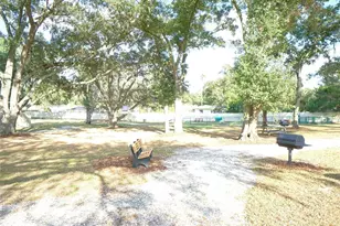 1325 Cadence Ct, Brandon, FL 33511 - Photo 37