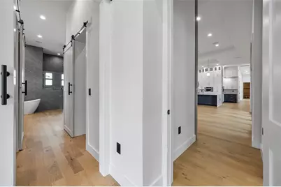 3701 S Lynwood Avenue, Tampa, FL 33611 - Photo 29