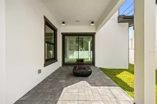 3701 S Lynwood Ave, Tampa, FL 33611 - Photo 87