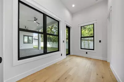 3701 S Lynwood Avenue, Tampa, FL 33611 - Photo 35