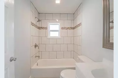 313 24th Avenue E, Bradenton, FL 34208 - Photo 21