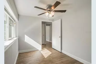 313 24th Avenue E, Bradenton, FL 34208 - Photo 25