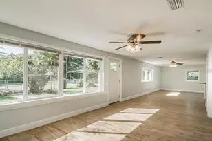 313 24th Ave E, Bradenton, FL 34208 - Photo 5