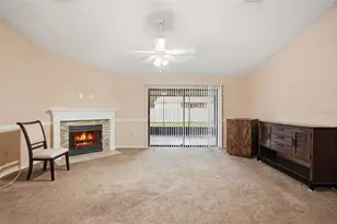 136 Waterfall Dr, Spring Hill, FL 34608 - Photo 9