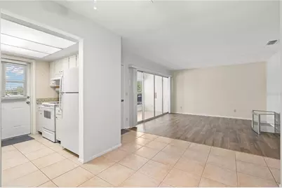 1221 Drew Street #E12, Clearwater, FL 33755 - Photo 15