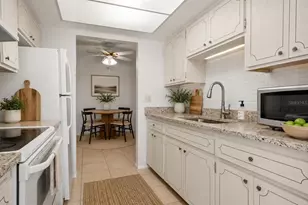 1221 Drew St, Clearwater, FL 33755 - Photo 7