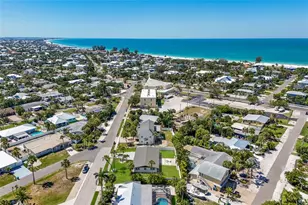 214 85th St, Holmes Beach, FL 34217 - Photo 35