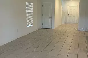 2505 Victorious Fls Ave, Plant City, FL 33565 - Photo 7