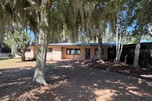 930 Shore Dr, Kissimmee, FL 34744 - Photo 1