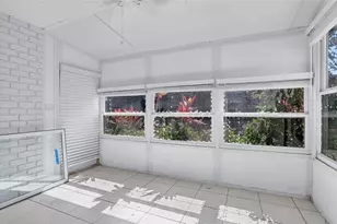 8542 10th St N, Saint Petersburg, FL 33702 - Photo 19