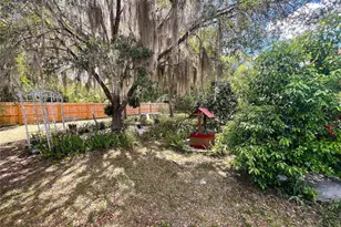 220 NE 11th St, Crystal River, FL 34428 - Photo 19