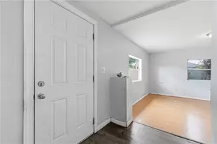 2609 E 28th Ave, Tampa, FL 33605 - Photo 15