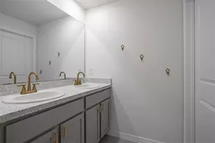 13688 Wineberry Dr, Dade City, FL 33525 - Photo 29