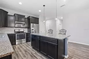 16357 Treasure Point Dr, Wimauma, FL 33598 - Photo 9